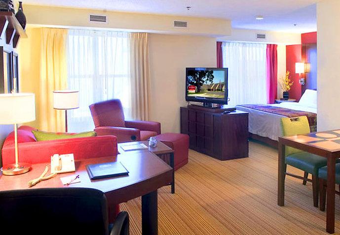Residence Inn By Marriott Pensacola Downtown Extérieur photo