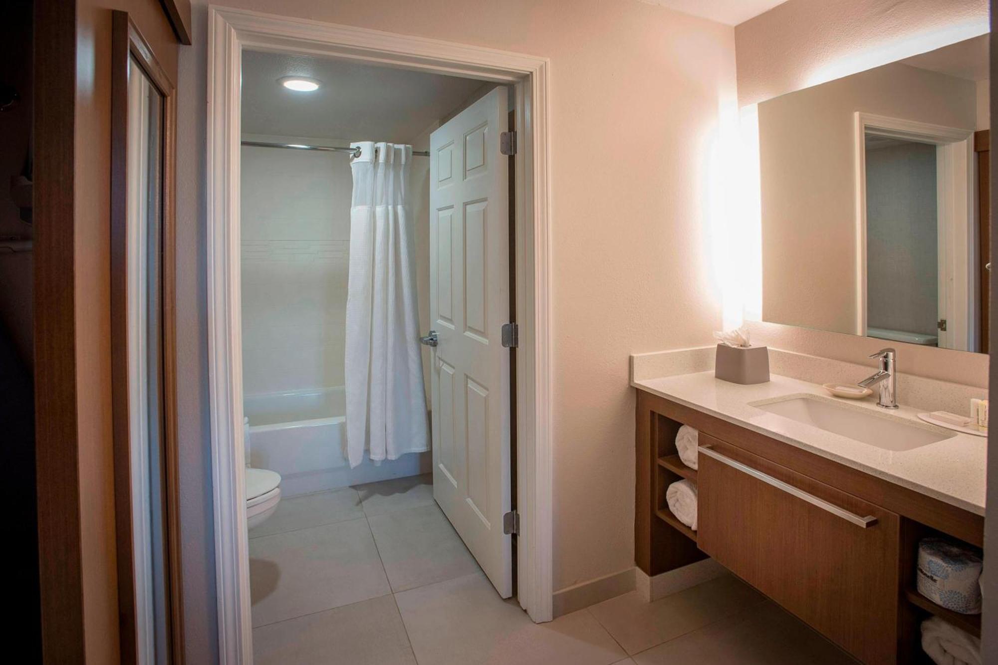 Residence Inn By Marriott Pensacola Downtown Extérieur photo